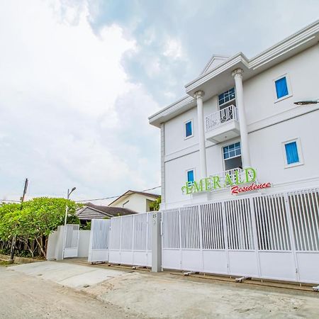 Emerald Residence Medan Ngoại thất bức ảnh