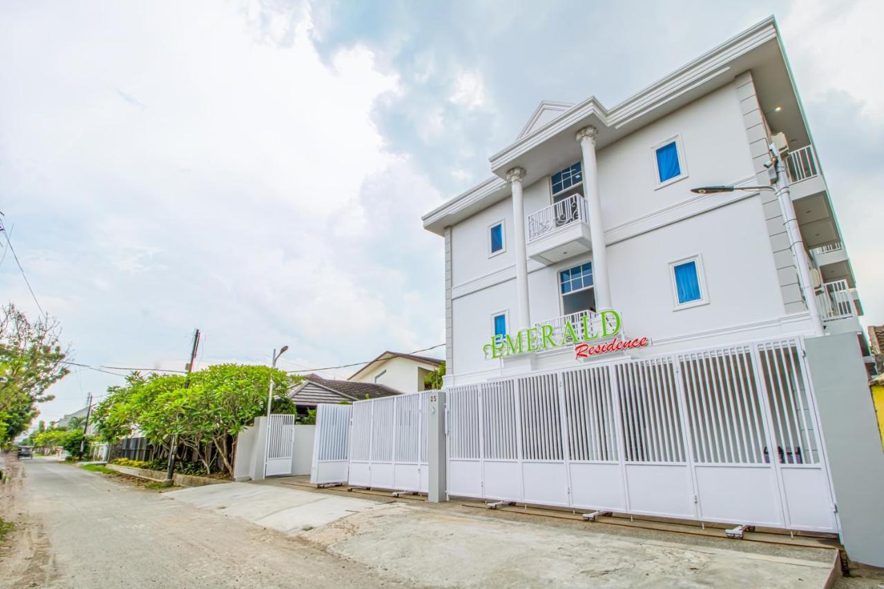 Emerald Residence Medan Ngoại thất bức ảnh